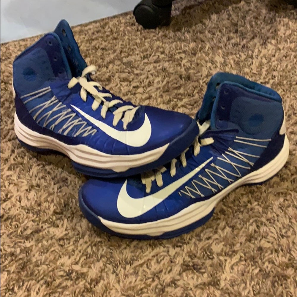 Nike hyperdunks
